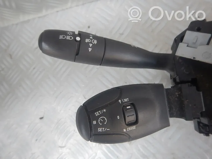 Citroen C8 Leva/interruttore dell’indicatore di direzione e tergicristallo 96660155XT