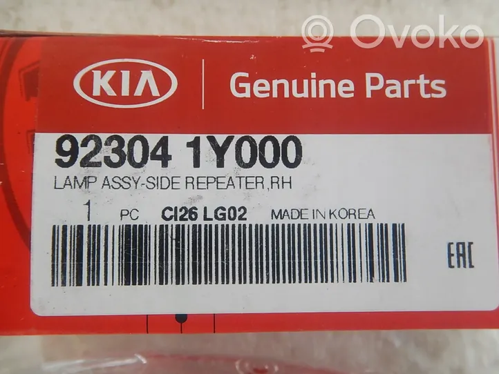 KIA Picanto Priekšējais pagrieziena lukturis 923041Y000