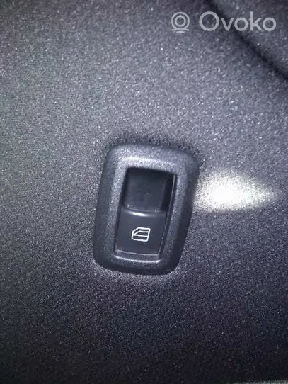 Mercedes-Benz B W245 Elektrinių langų jungtukas 2518200510