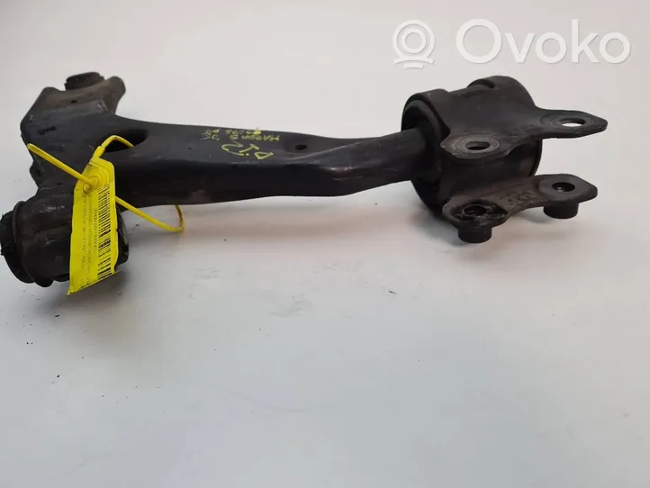 Mazda 3 Braccio di controllo sospensione anteriore CC3034350E