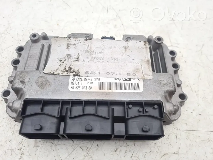 Citroen C4 I Unité de commande / module de verrouillage centralisé porte 9662307380