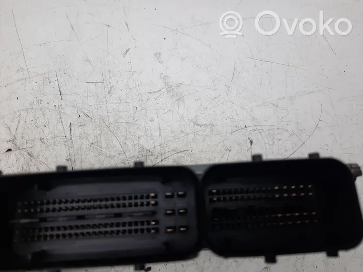 Skoda Octavia Mk2 (1Z) Sterownik / Moduł ECU 03L906023LP
