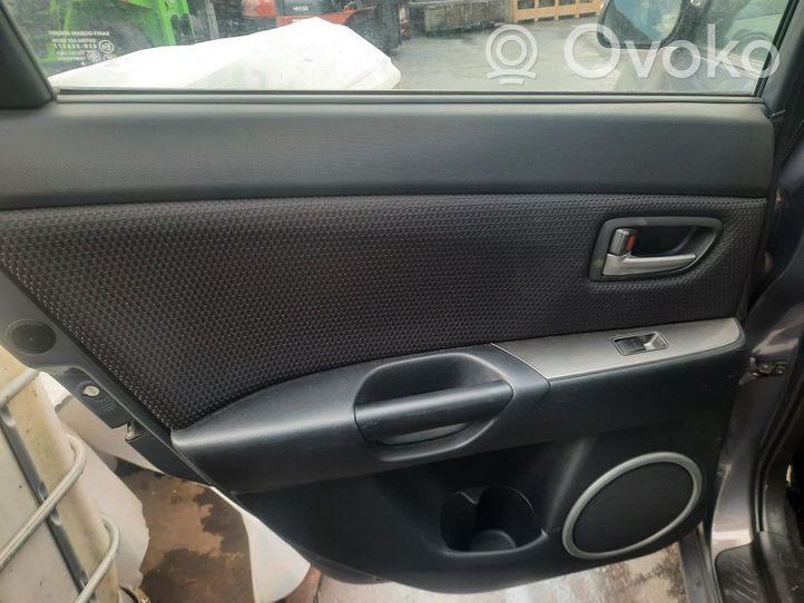 Mazda 3 Verkleidung Tür hinten BBM468567