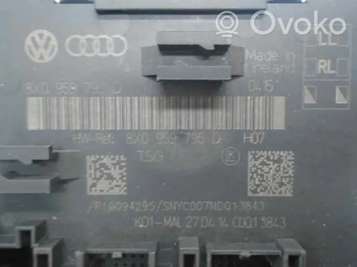 Audi A1 Centralina/modulo chiusura centralizzata portiere 8X0959795D