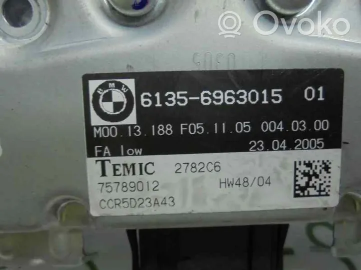 BMW 5 E60 E61 Oven keskuslukituksen ohjausyksikön moduuli 61359110845