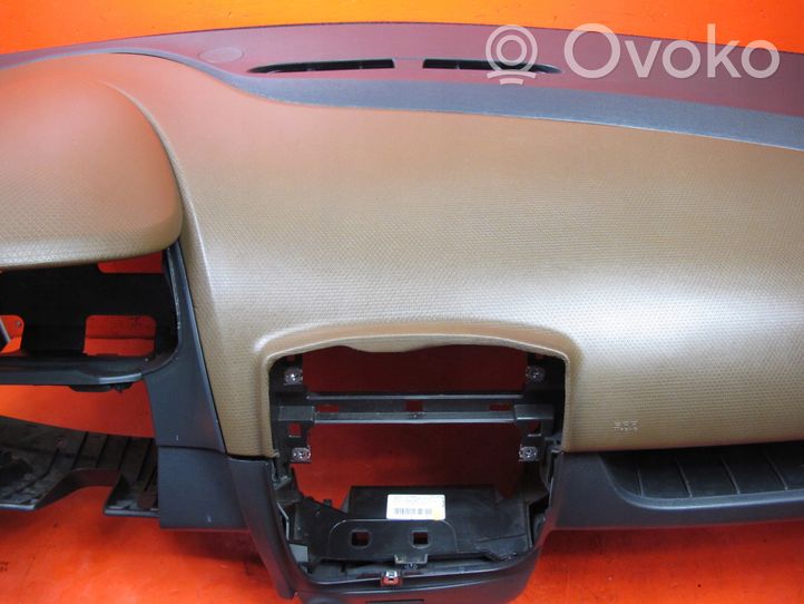 Renault Clio IV Zestaw poduszek powietrznych z panelem 985108265R