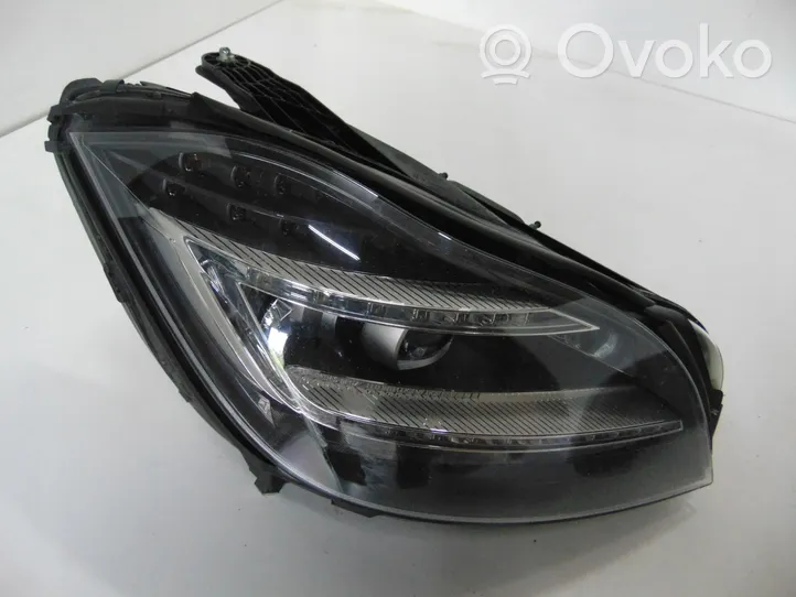 Mercedes-Benz CLS C218 X218 Lampa przednia A2188202259