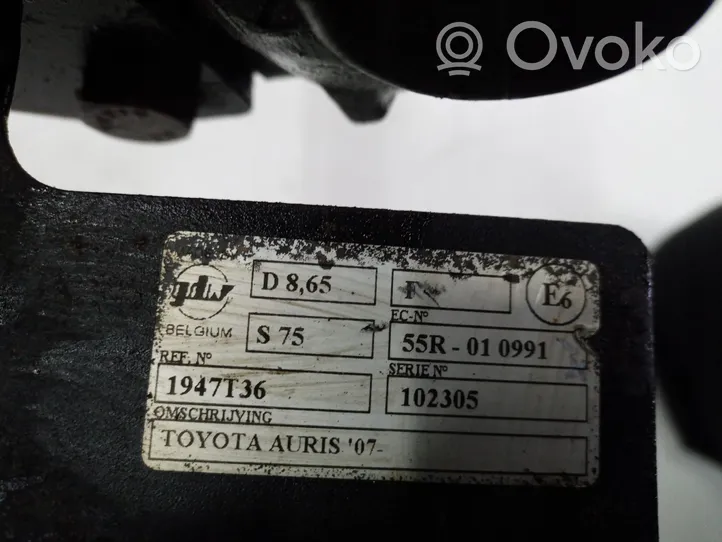 Toyota Auris 150 Hak holowniczy 