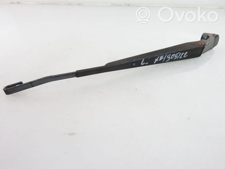 Mitsubishi Pajero Pinin Front wiper blade arm 