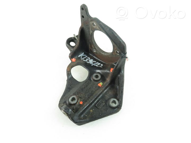 Volkswagen Transporter - Caravelle T4 Fuel pump bracket 