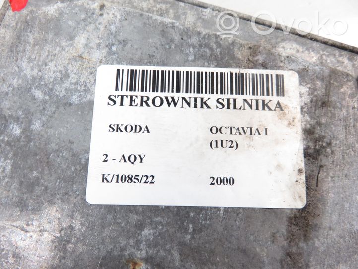 Skoda Octavia Mk1 (1U) Moottorin ohjainlaite/moduuli 0261206266