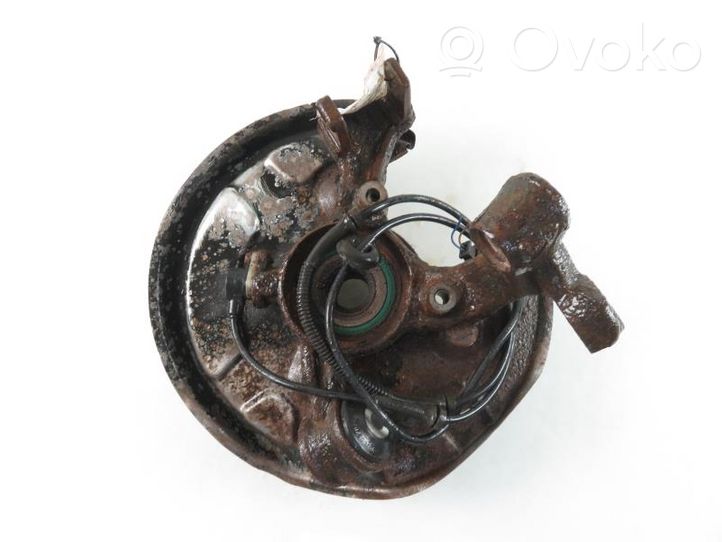 Audi A4 S4 B6 8E 8H Fusée d'essieu, suspension de roue 