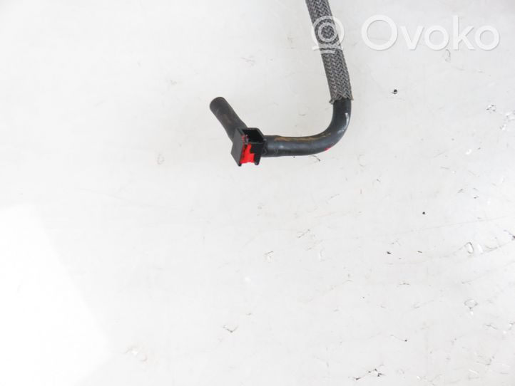 Volkswagen Polo III 6N 6N2 6NF Tuyau d'alimentation d'injecteur de carburant 