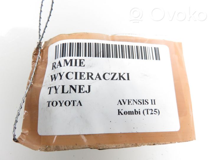 Toyota Avensis T250 Braccio della spazzola tergicristallo posteriore 
