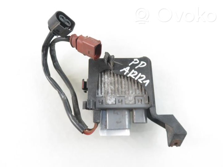 Porsche Boxster 987 Coolant fan relay 