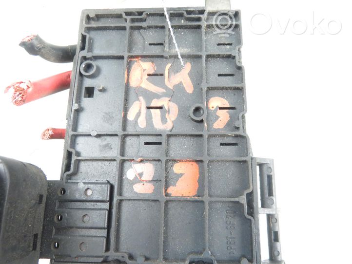 Volkswagen Golf IV Battery relay fuse 