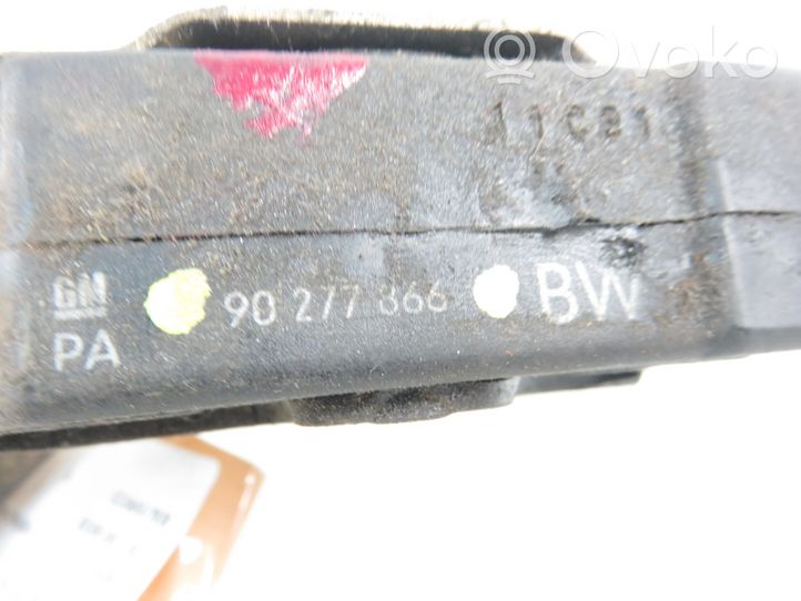 Opel Omega A Etuoven lukko 90277866