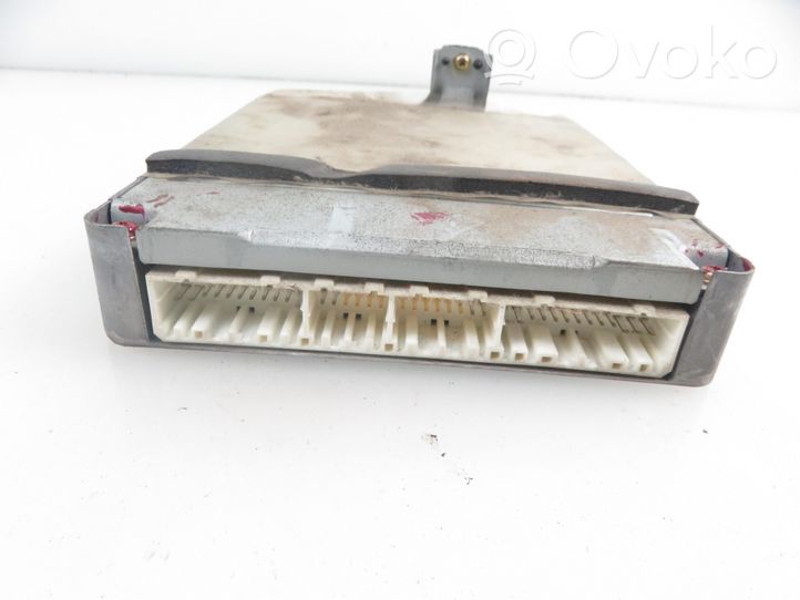 Toyota Yaris Verso Sterownik / Moduł ECU 2110007450