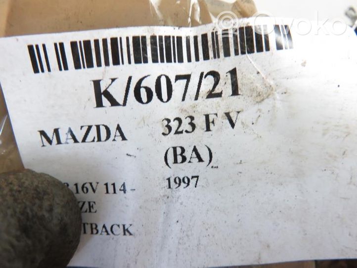 Mazda 323 Zwrotnica koła przedniego 