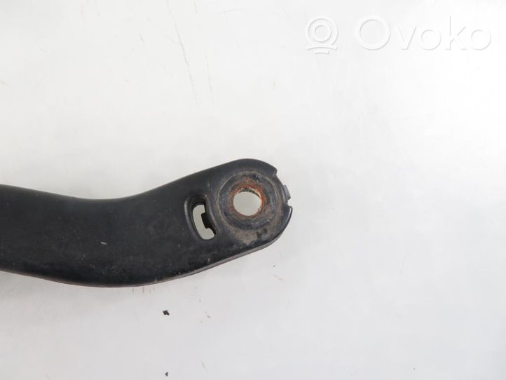 Mercedes-Benz E AMG W211 Front wiper blade arm 