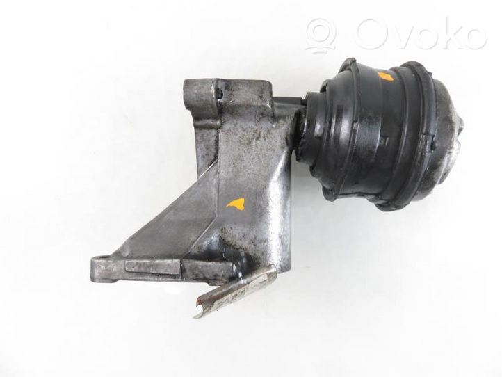 Mercedes-Benz E AMG W210 Support, suspension du moteur 