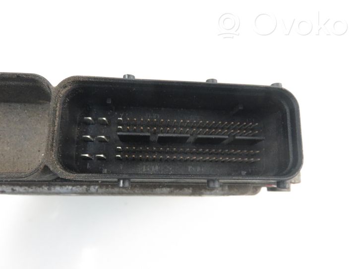 Hyundai i30 Calculateur moteur ECU 