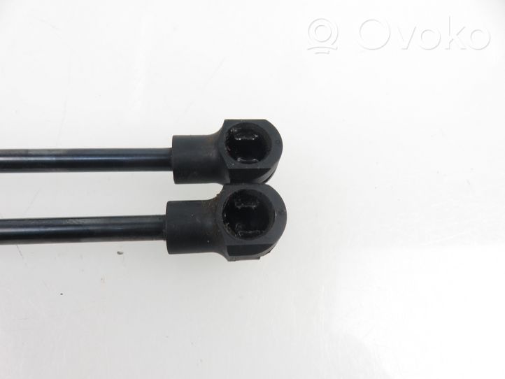 Chevrolet Captiva Support de levage de hayon 