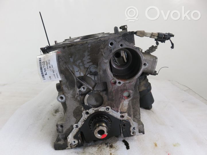 Volkswagen PASSAT B6 Engine block 