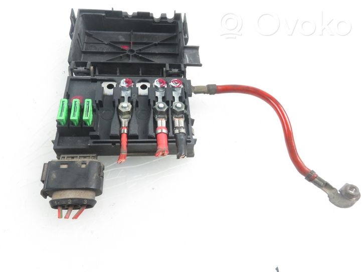 Volkswagen Golf IV Relais de batterie fusible 