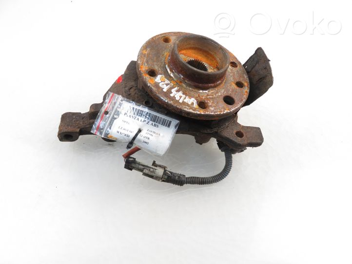 Opel Zafira A Front wheel hub spindle knuckle 