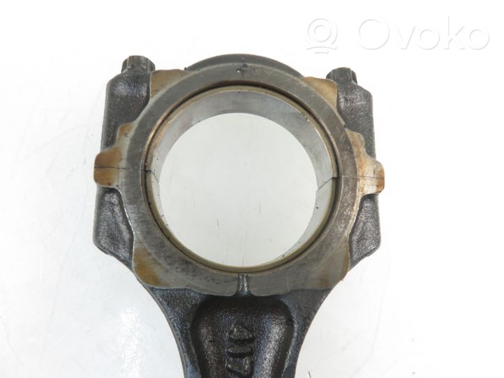 Chevrolet Epica Piston with connecting rod 