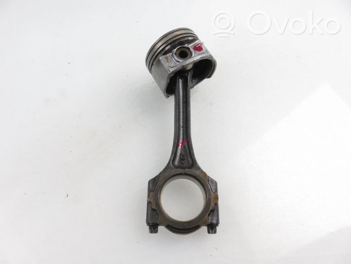 Chevrolet Epica Piston with connecting rod 