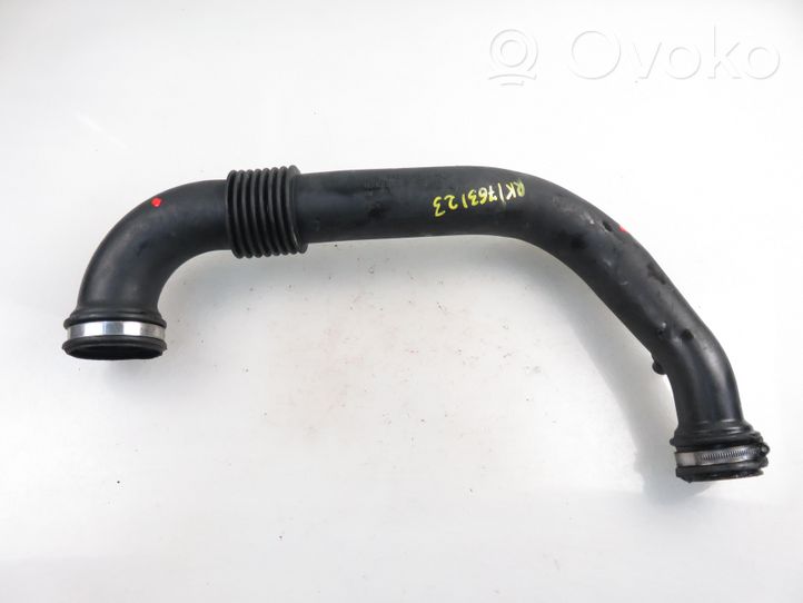 Opel Vivaro Air intake hose/pipe 