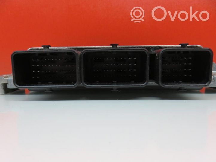 Renault Fluence Sterownik / Moduł ECU 237D40025R