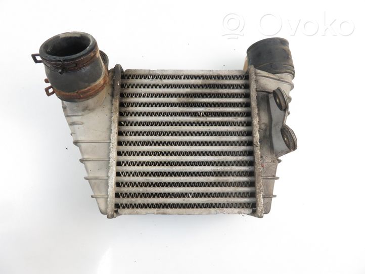 Audi A3 S3 8L Chłodnica powietrza doładowującego / Intercooler 