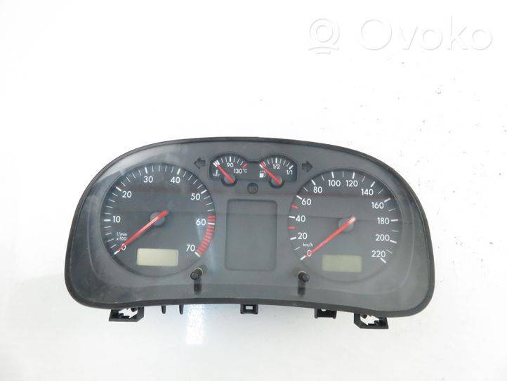 Volkswagen Golf IV Compteur de vitesse tableau de bord 1J0920802