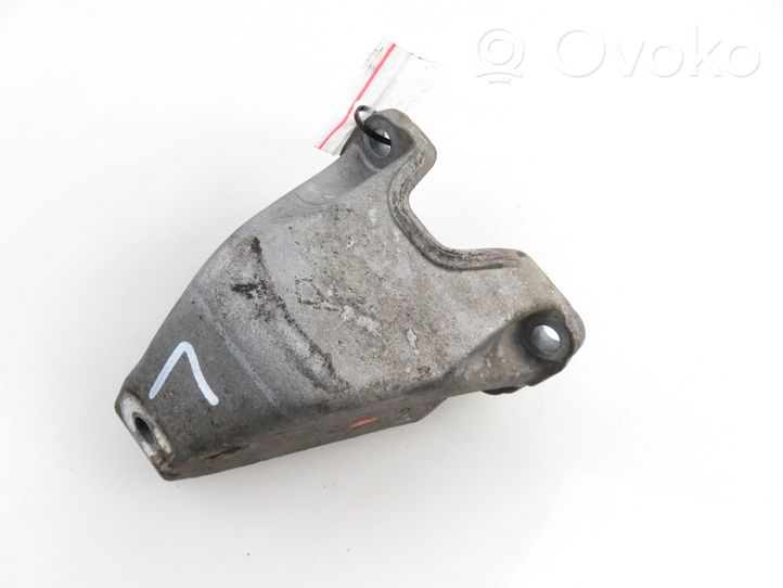 Audi A4 S4 B5 8D Gearbox mounting bracket 