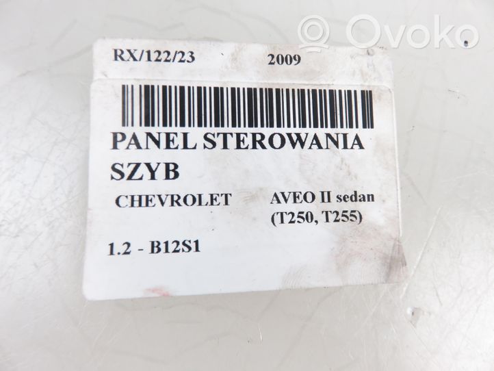 Chevrolet Aveo Przyciski szyb 