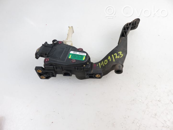 Volkswagen Golf IV Pedal del acelerador 6PV00802601