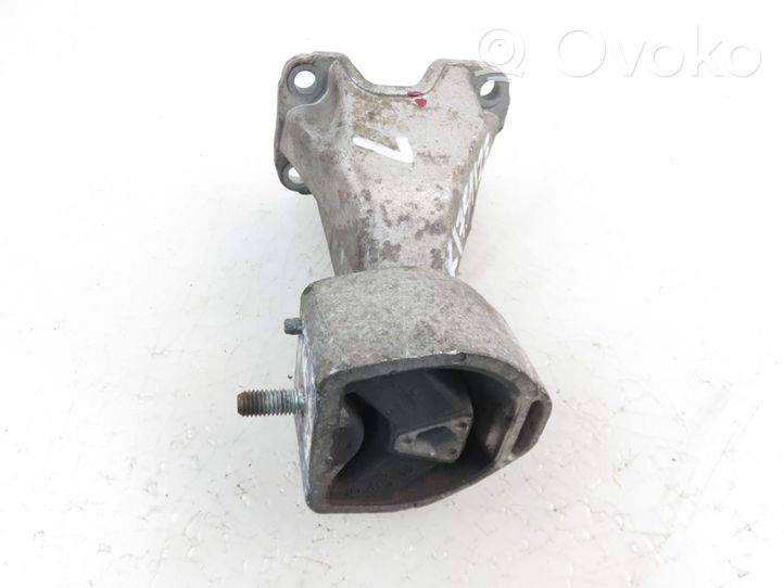 Volkswagen PASSAT B5.5 Gearbox mounting bracket 