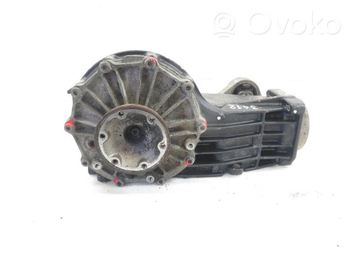 Volkswagen PASSAT B5.5 Rear differential 01R525131C