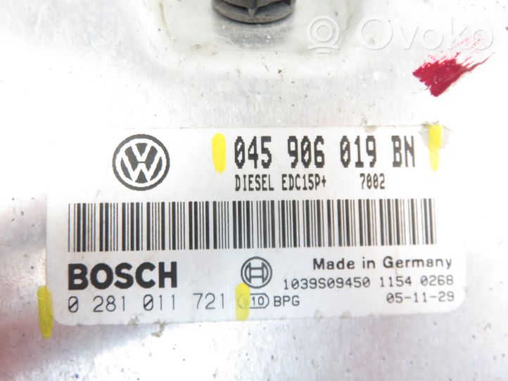Volkswagen Fox Moottorin ohjainlaite/moduuli 0281011721