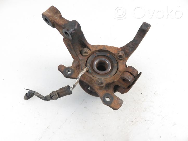 Opel Zafira A Front wheel hub spindle knuckle 