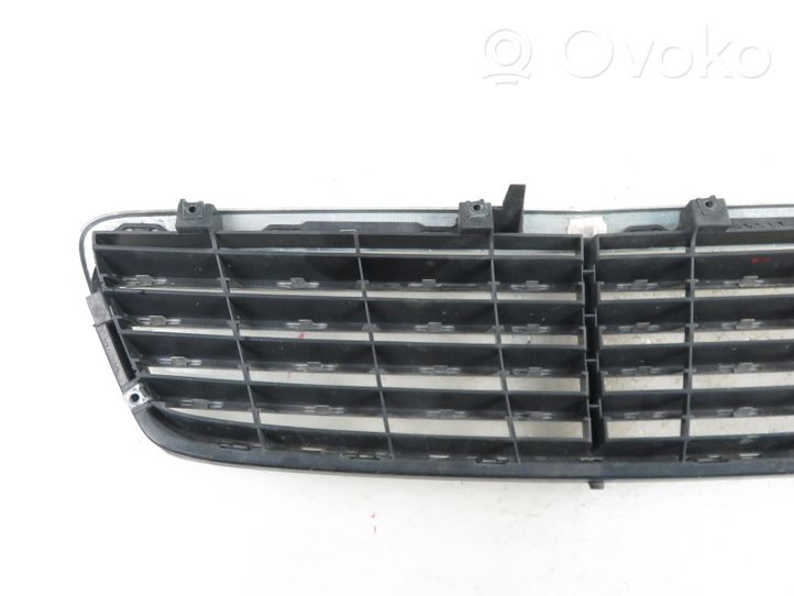 Mercedes-Benz C AMG W203 Front grill 