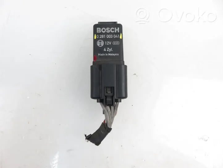 Opel Antara Žvakių pakaitinimo rėlė 96440063