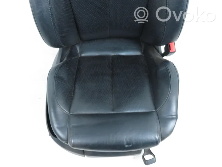 Seat Leon (1P) Fotel przedni pasażera 