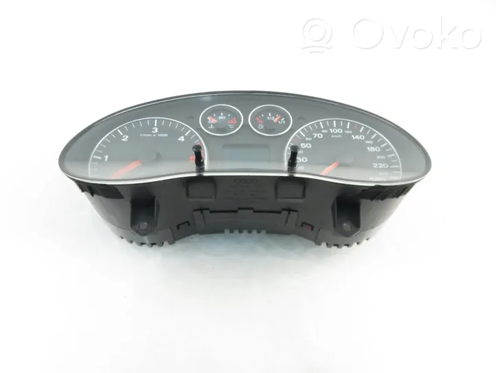 Audi A3 S3 8P Geschwindigkeitsmesser Cockpit 