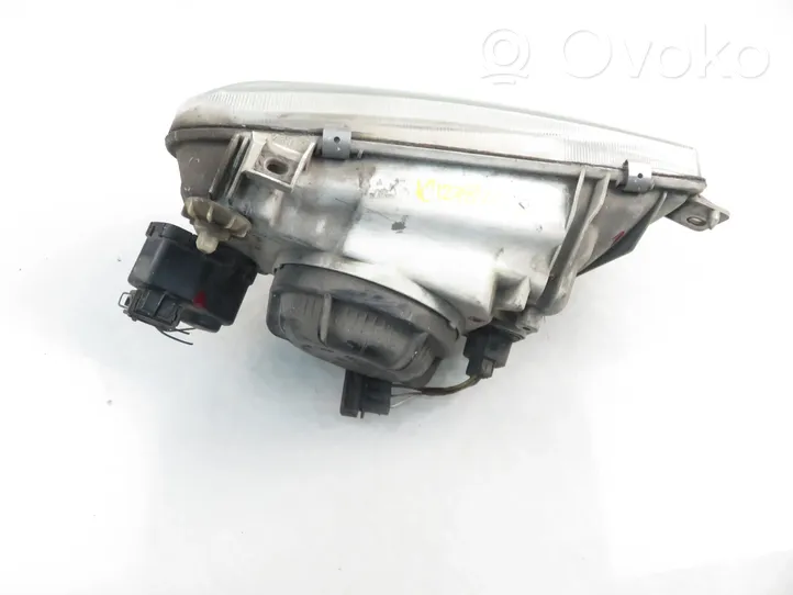 Volkswagen Vento Faro/fanale 