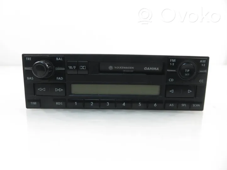 Volkswagen PASSAT B5.5 Radio / CD/DVD atskaņotājs / navigācija 