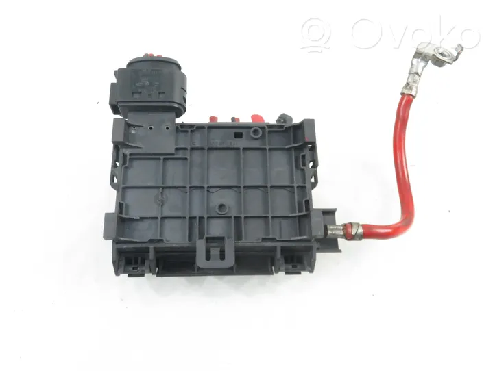 Volkswagen Golf IV Relais de batterie fusible 